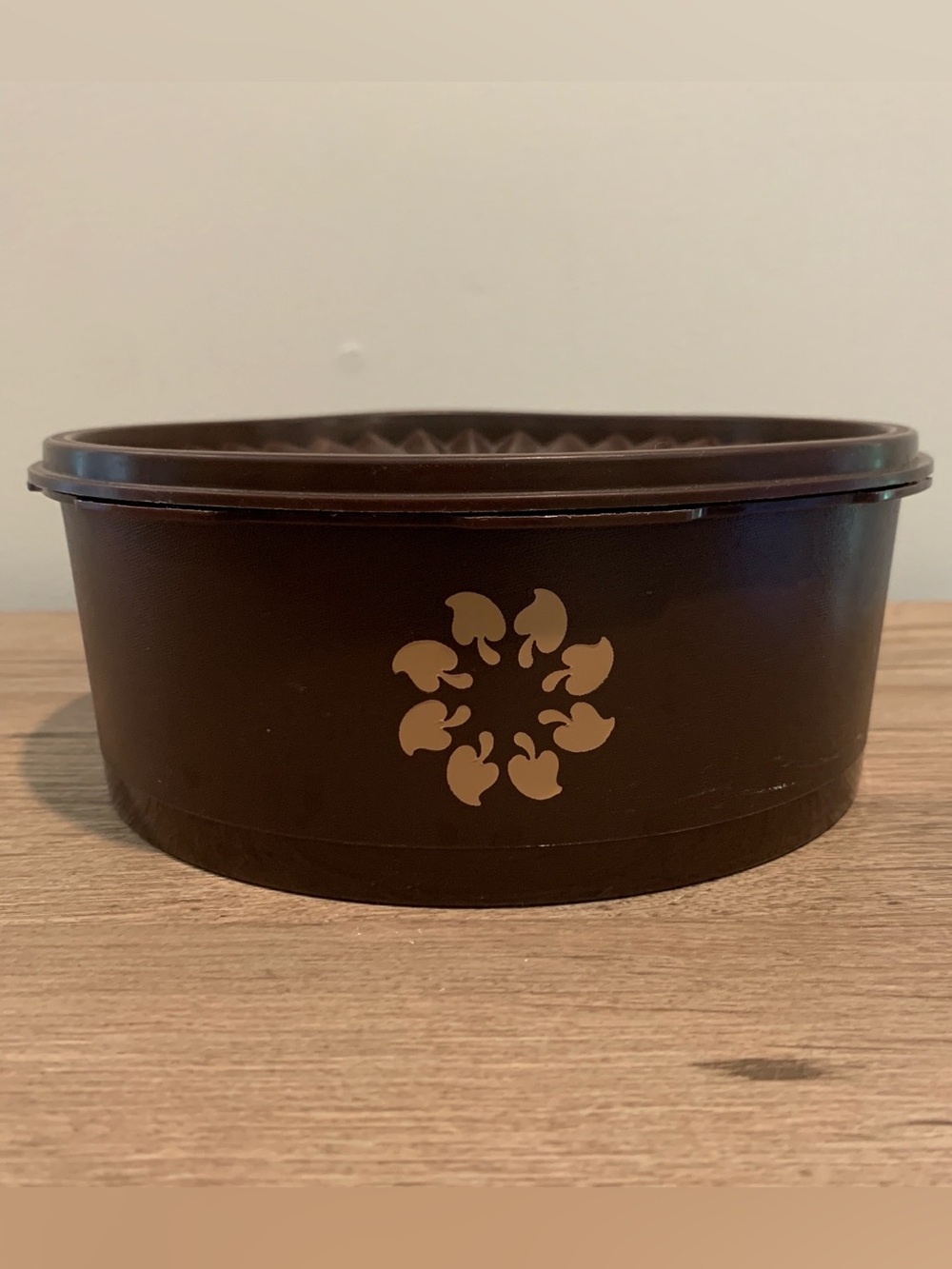 Vtg Tupperware Servalier Bowl Lid Brown Gold Floral Medallion Sunburst 8” 70s